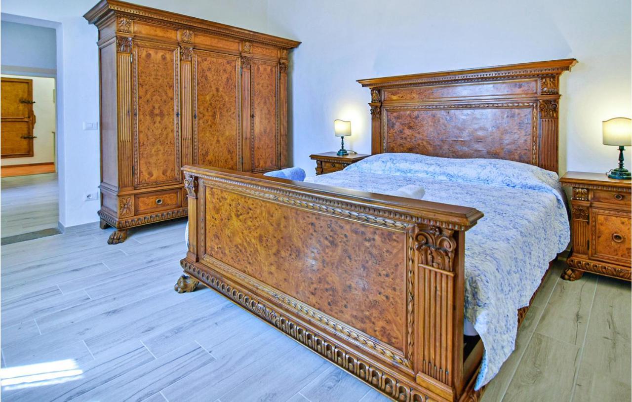 1 Bedroom Gorgeous Apartment In Ареццо Экстерьер фото